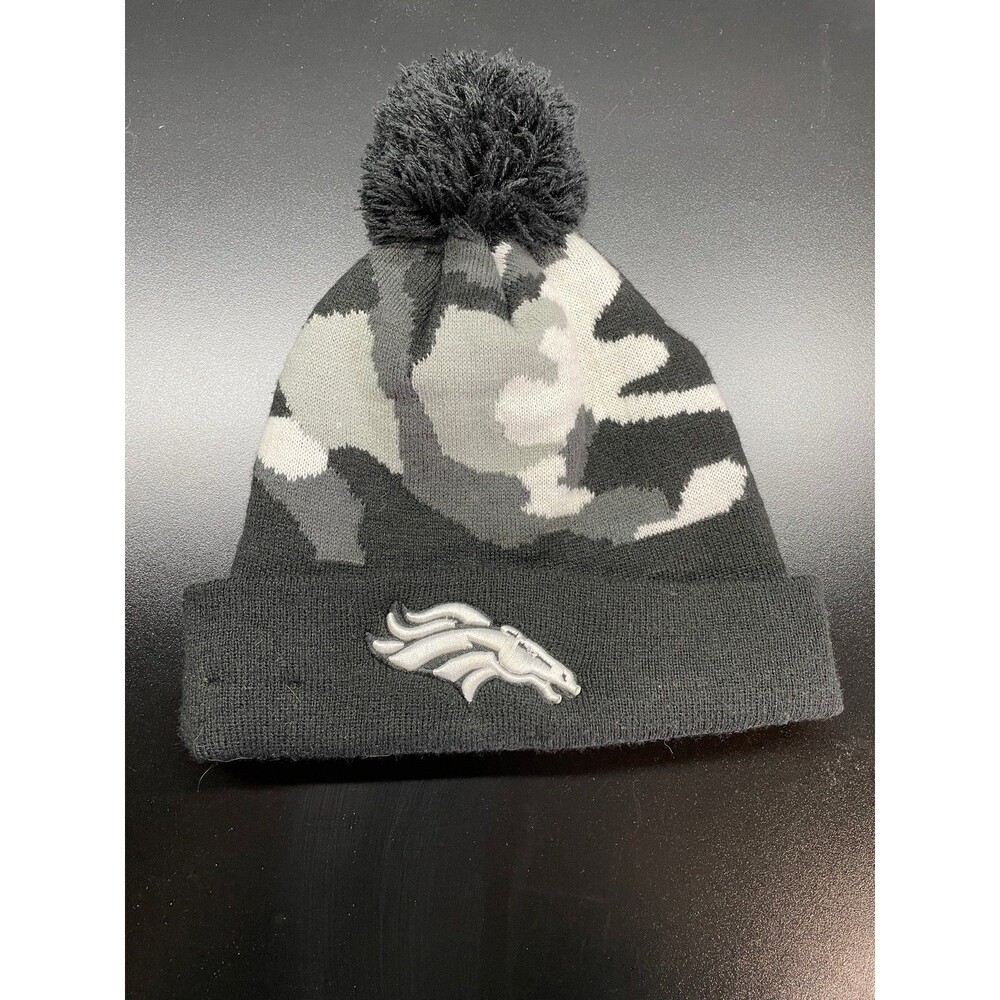 New Era Broncos Camo Beanie